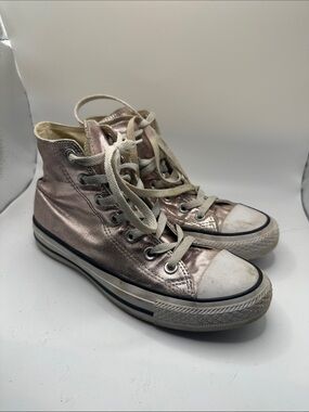Metallic Pink High-Top Lace-Up Sneakers Men’s size 5